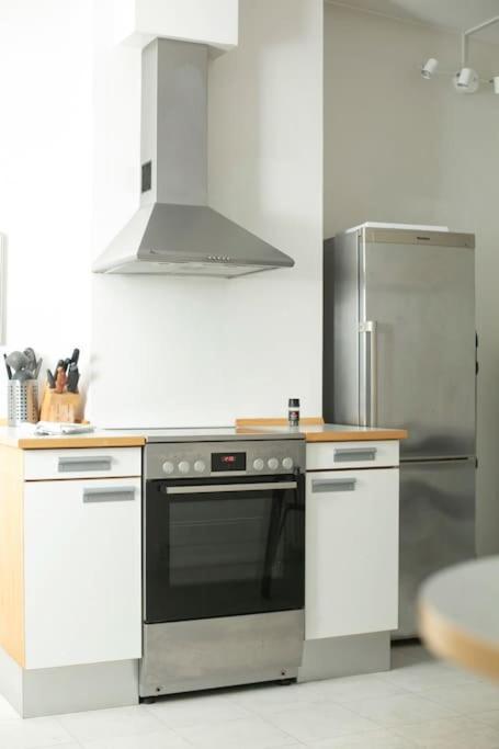 Large & Bright 3Br Apartment W Whirlpool Near Metro コペンハーゲン エクステリア 写真